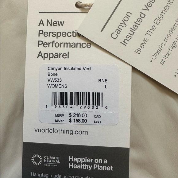 Vuori White Puffer Vest - Picture 3 of 3